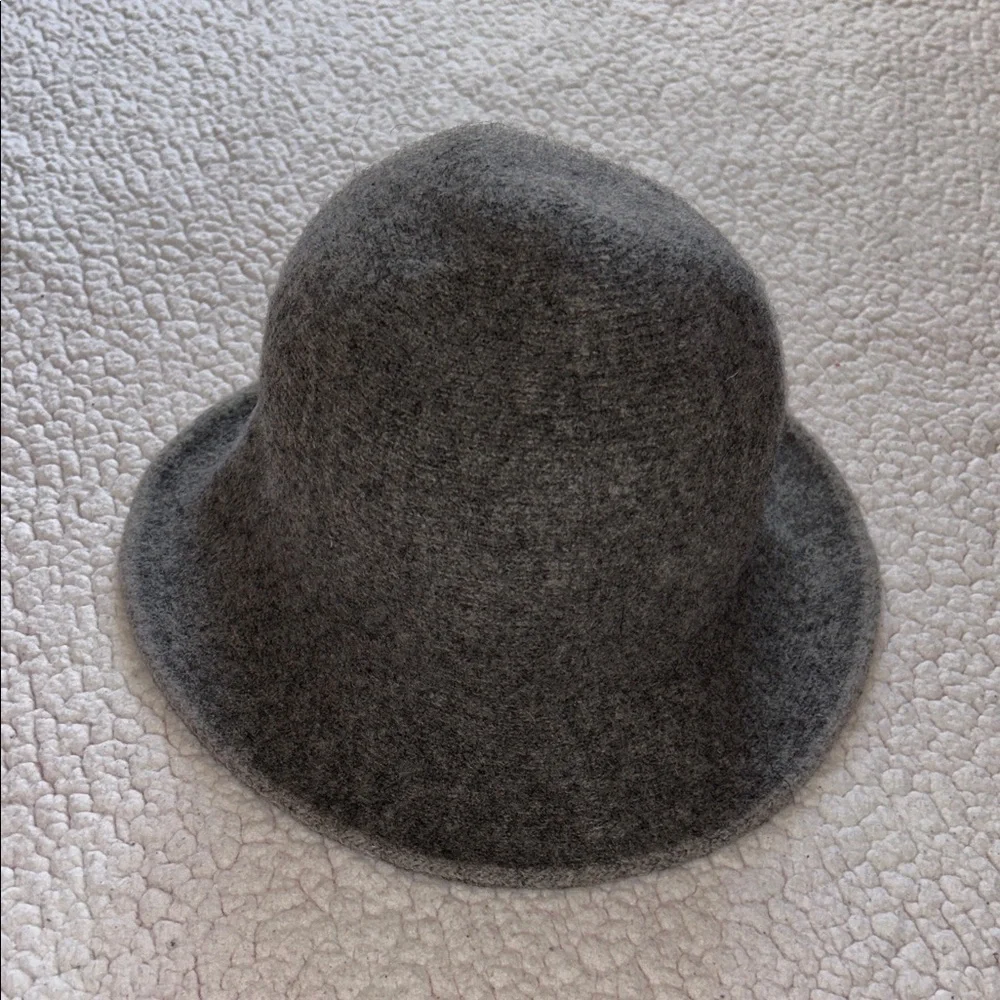 Zara Gray Felt Bell Cloche Hat